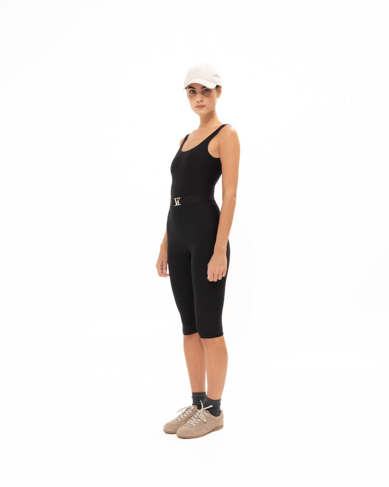 BLACK ACTIVE CAPRI PANTS