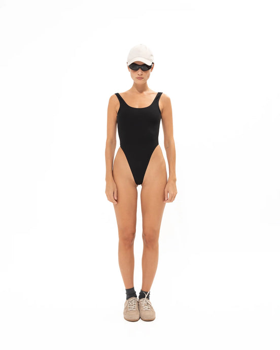 BLACK HIGH-THIGH BODY