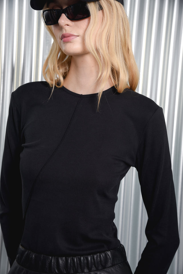 KIRIN TOP |BLACK