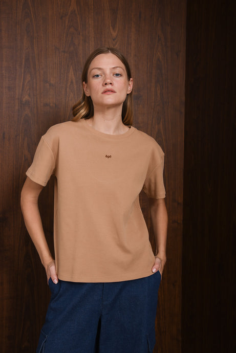 UNTOUCH TEE BEIGE