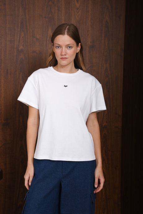 UNTOUCH TEE WHITE