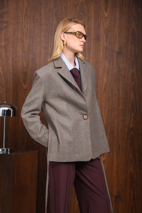 DECIDE SHORT COAT |GREIGE