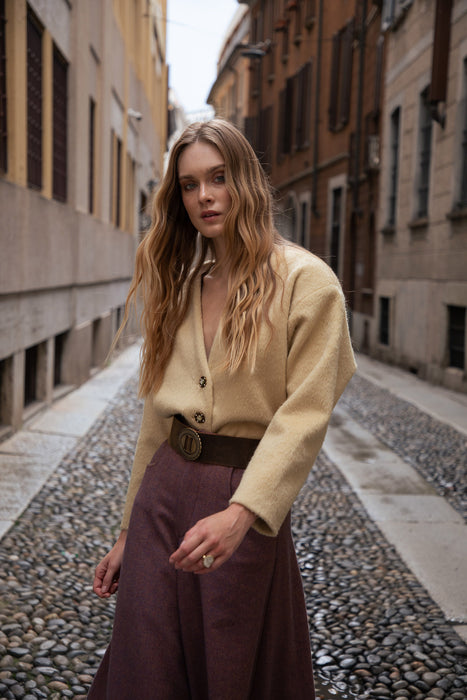 LESTER CARDI TOP BUTTER YELLOW