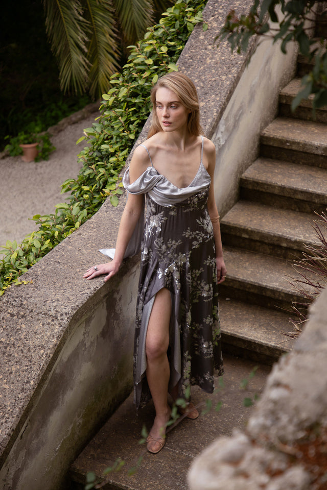 ENDLESS DRESS