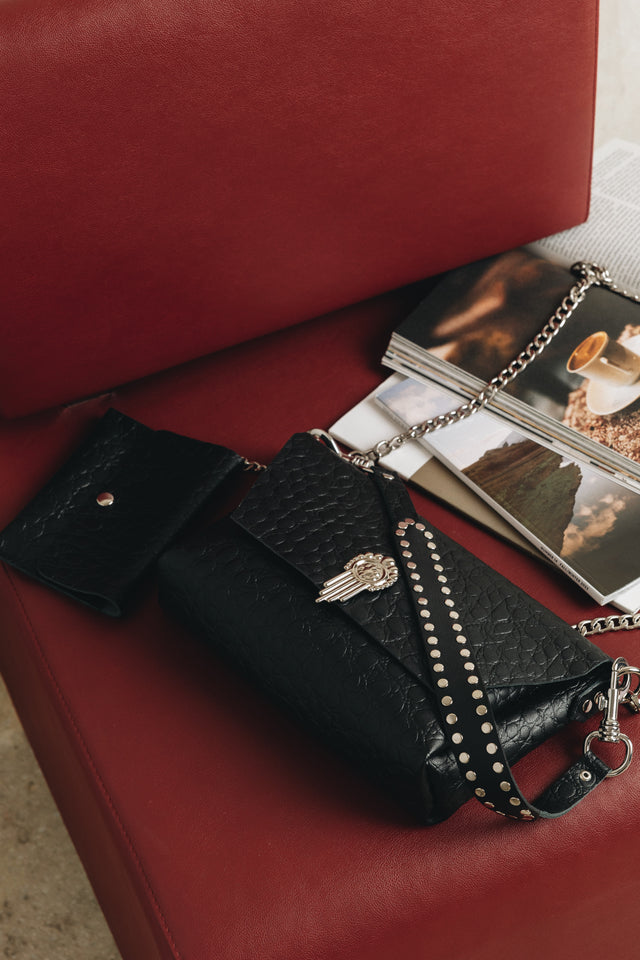 "ON MY MIND" BIG BLACK NICKEL SHOULDER BAG