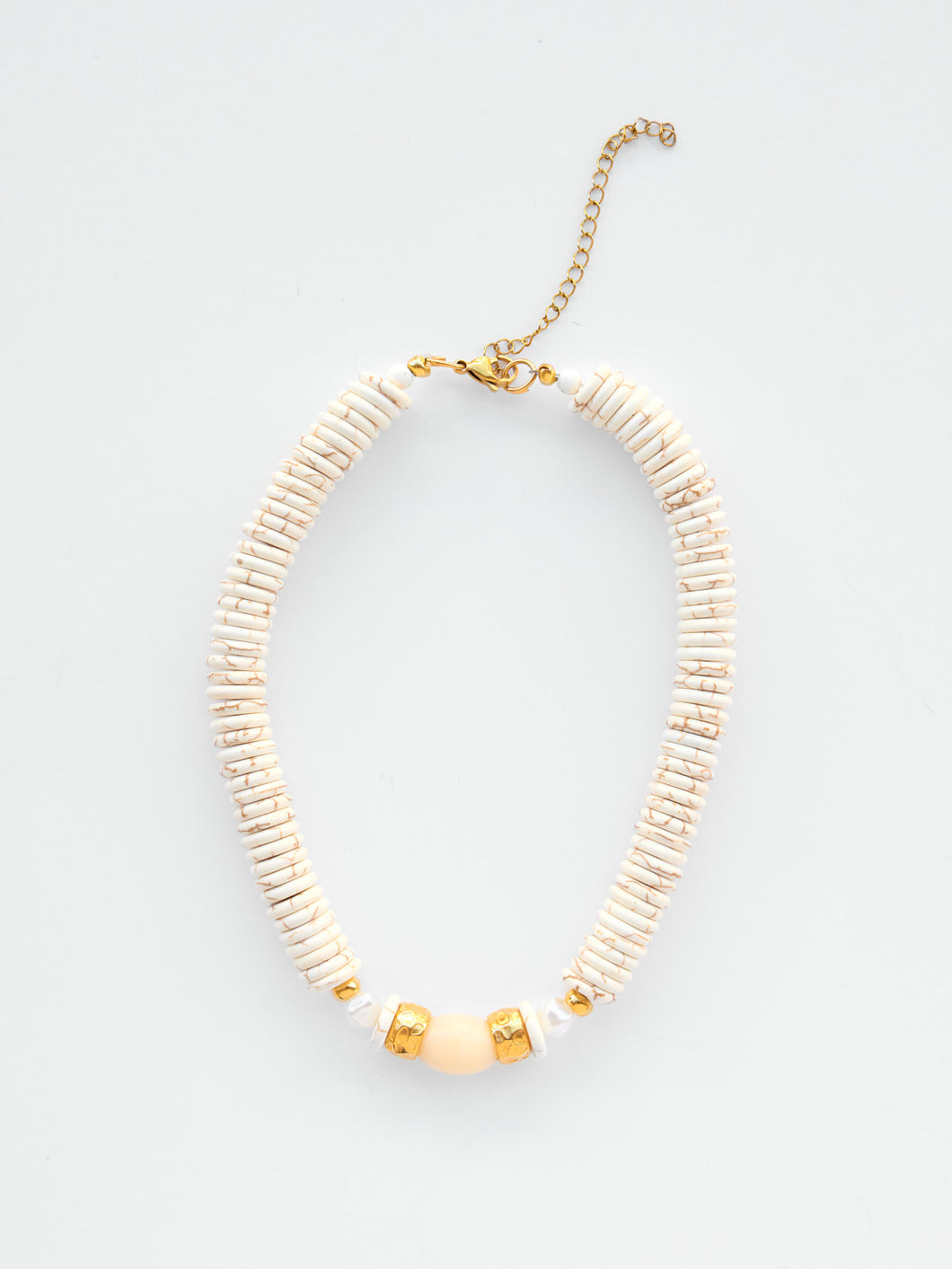 SALTY PEARL NECKLACE