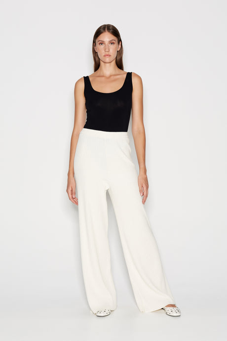 TAGLINES KNITTED PANTS OFF WHITE