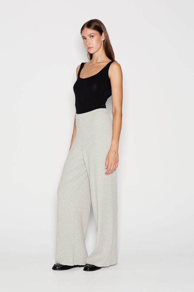 TAGLINES KNITTED PANTS GREY