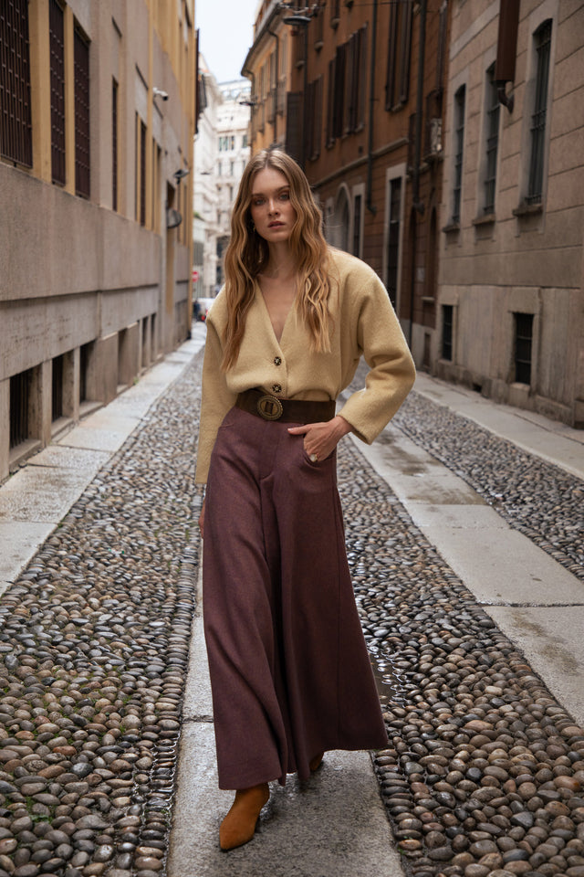 LESTER CARDI TOP BUTTER YELLOW