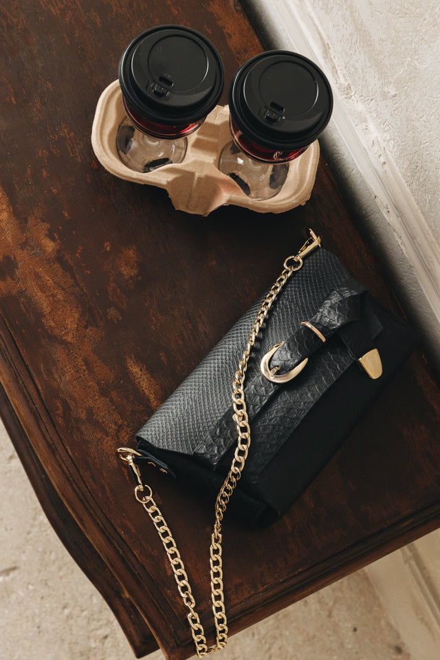 "REGRET ME" BLACK GOLD SHOULDER BAG