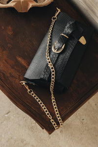 "REGRET ME" BLACK GOLD SHOULDER BAG