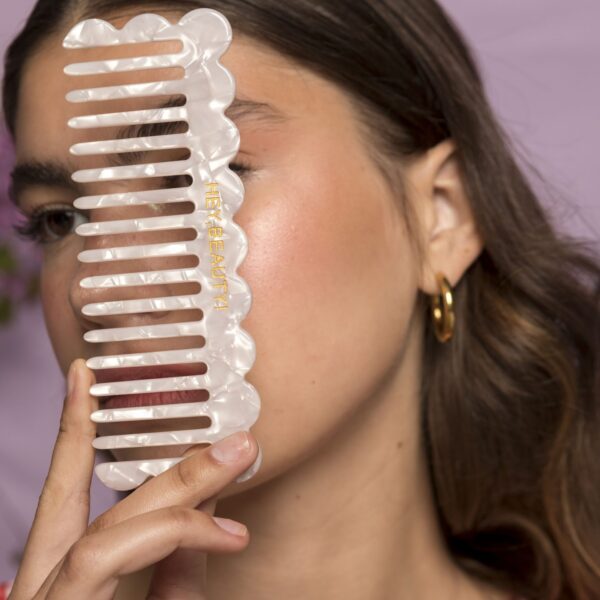 FLOWER COMB in Pearl