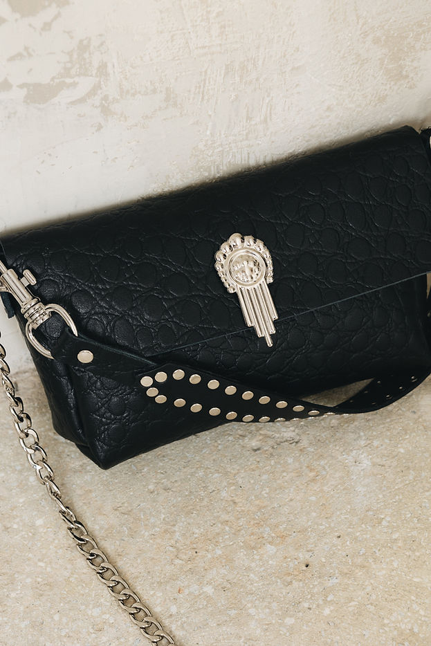 "ON MY MIND" BLACK SHOULDER BAG