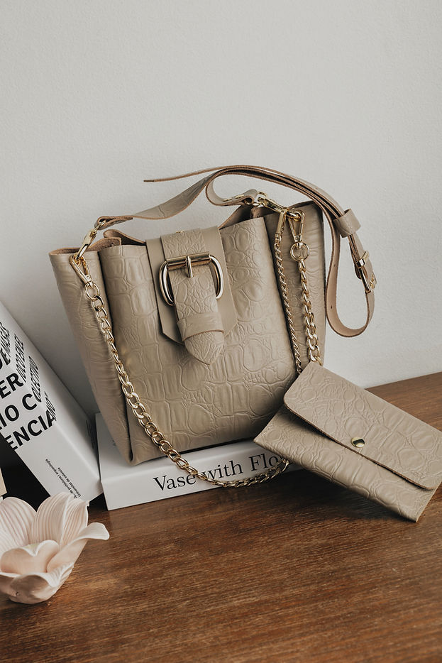 "MISSING" STONE BEIGE GOLD SHOULDER BAG