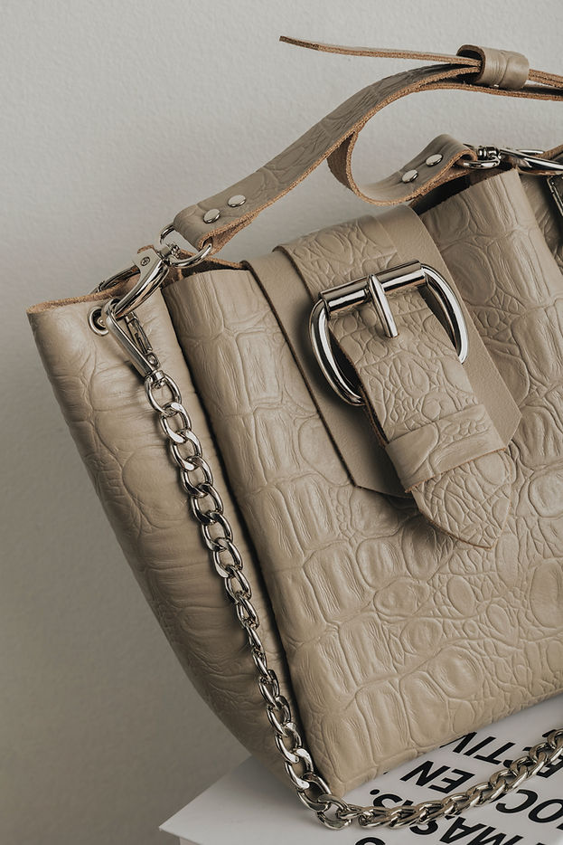 "MISSING" STONE BEIGE GOLD SHOULDER BAG