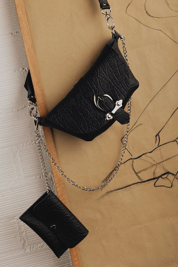 "TELL IT TO MY HEART" BLACK NICKEL WAIST BAG