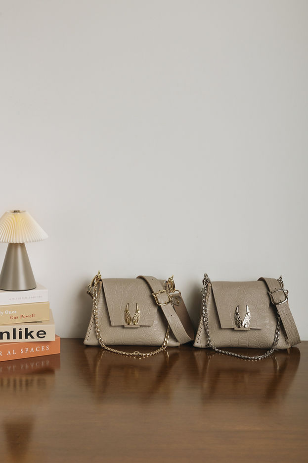 "WINGS" BEIGE NICKEL SHOULDER BAG