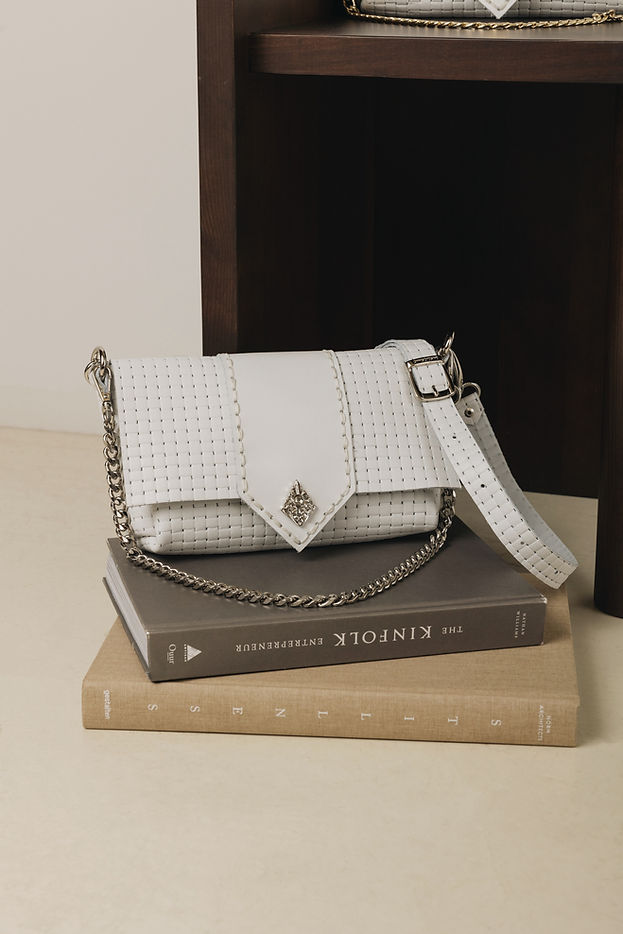 "OLD AND WISE" WHITE NICKEL SHOULDER BAG