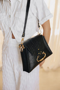 "SUMMERTIME IN PRAGUE" BLACK GOLD SHOULDER BAG