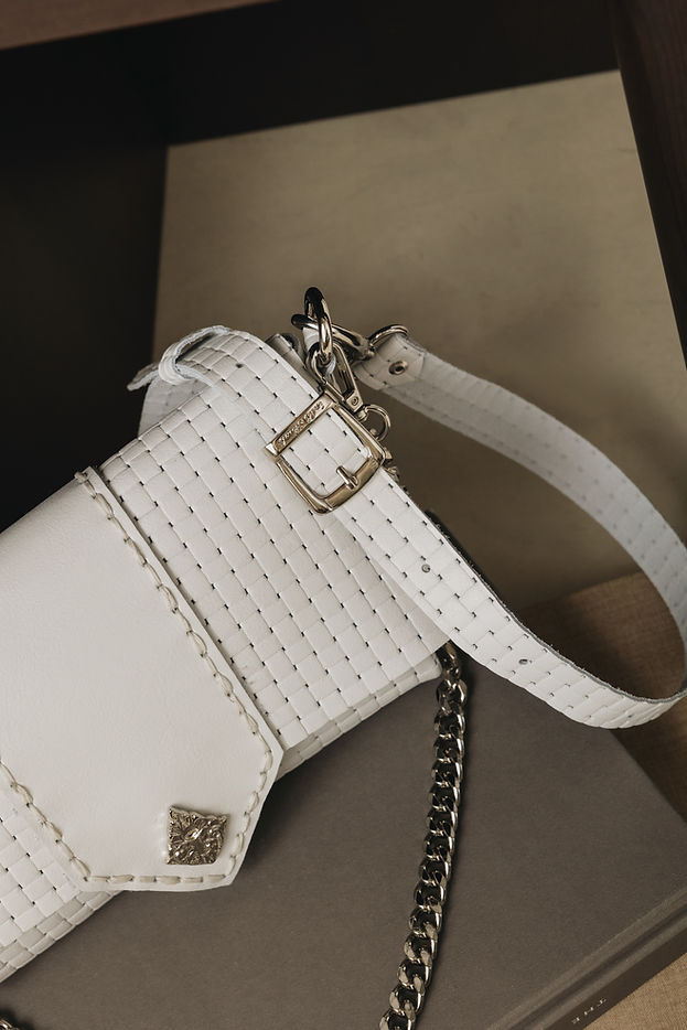 "OLD AND WISE" WHITE NICKEL SHOULDER BAG