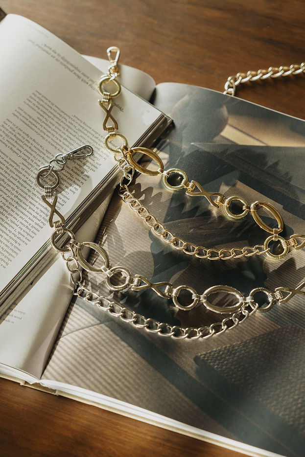 "DANCING WITH MYSELF" NICKEL CHAIN BELT