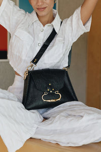 "SUMMERTIME IN PRAGUE" BLACK GOLD SHOULDER BAG