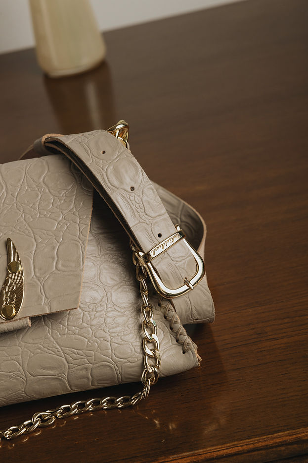 "WINGS" BEIGE GOLD SHOULDER BAG
