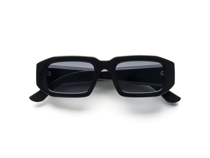 BLAZE BLACK