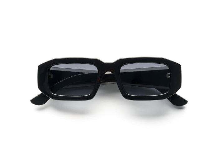 BLAZE BLACK