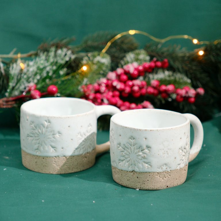SNOWFLAKES & WARMTH CUP