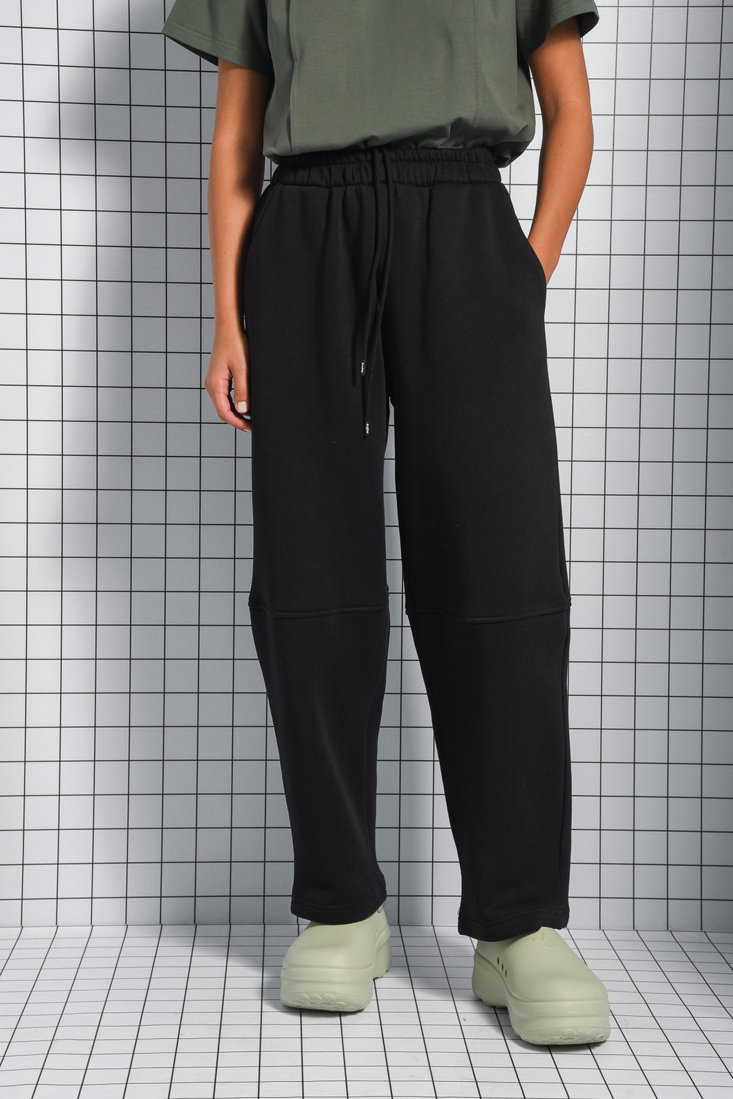 FORWARD PANTS |BLACK