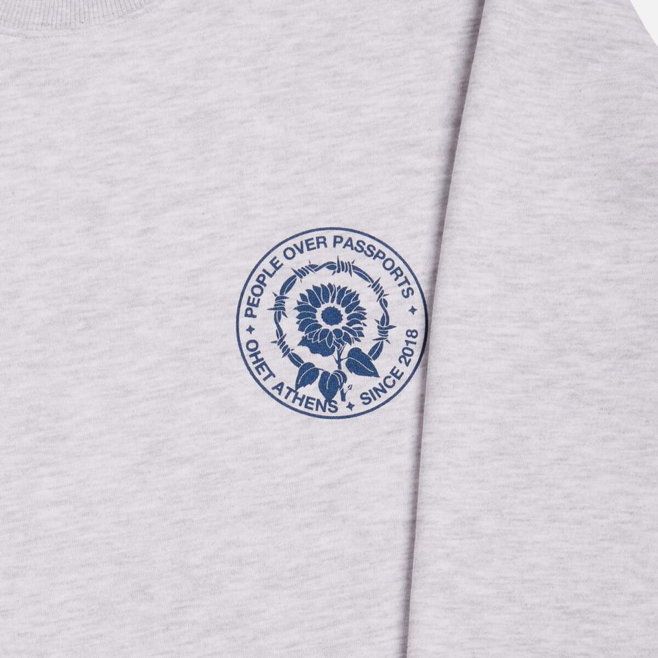LIGHT GREY CREW-NECK SWEATSHIRT PEOPLE OVER PASSPORTS