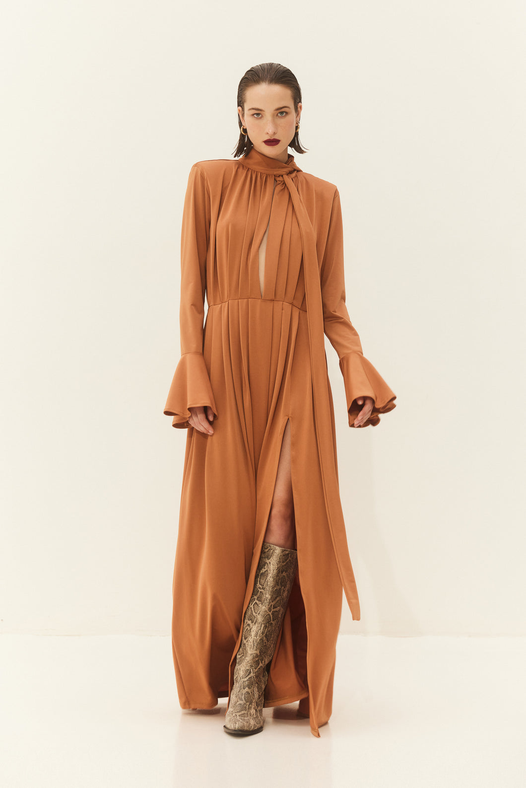 PEONY DRESS CARAMEL