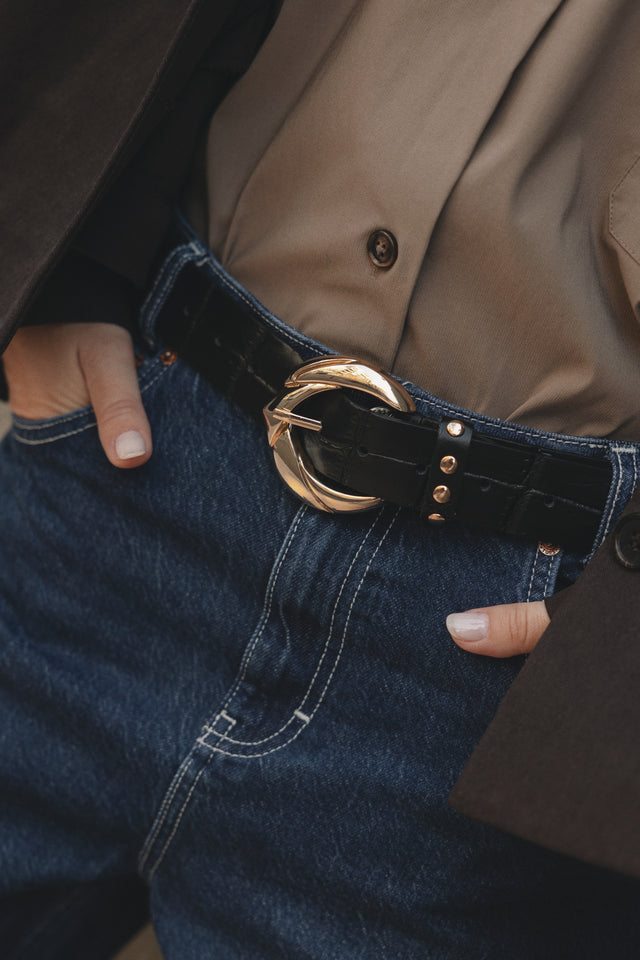 "WANDERING STAR" BLACK GOLD LEATHER BELT