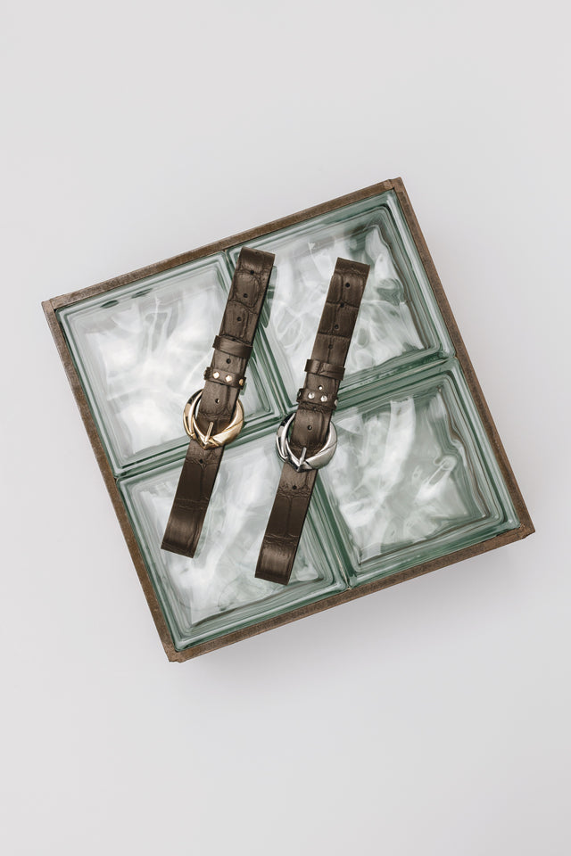 "WANDERING STAR" BROWN NICKEL LEATHER BELT