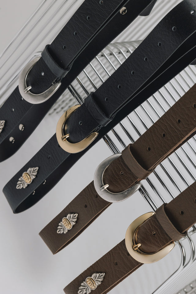 "ROMANTIC DREAMS" BLACK NICKEL LEATHER BELT