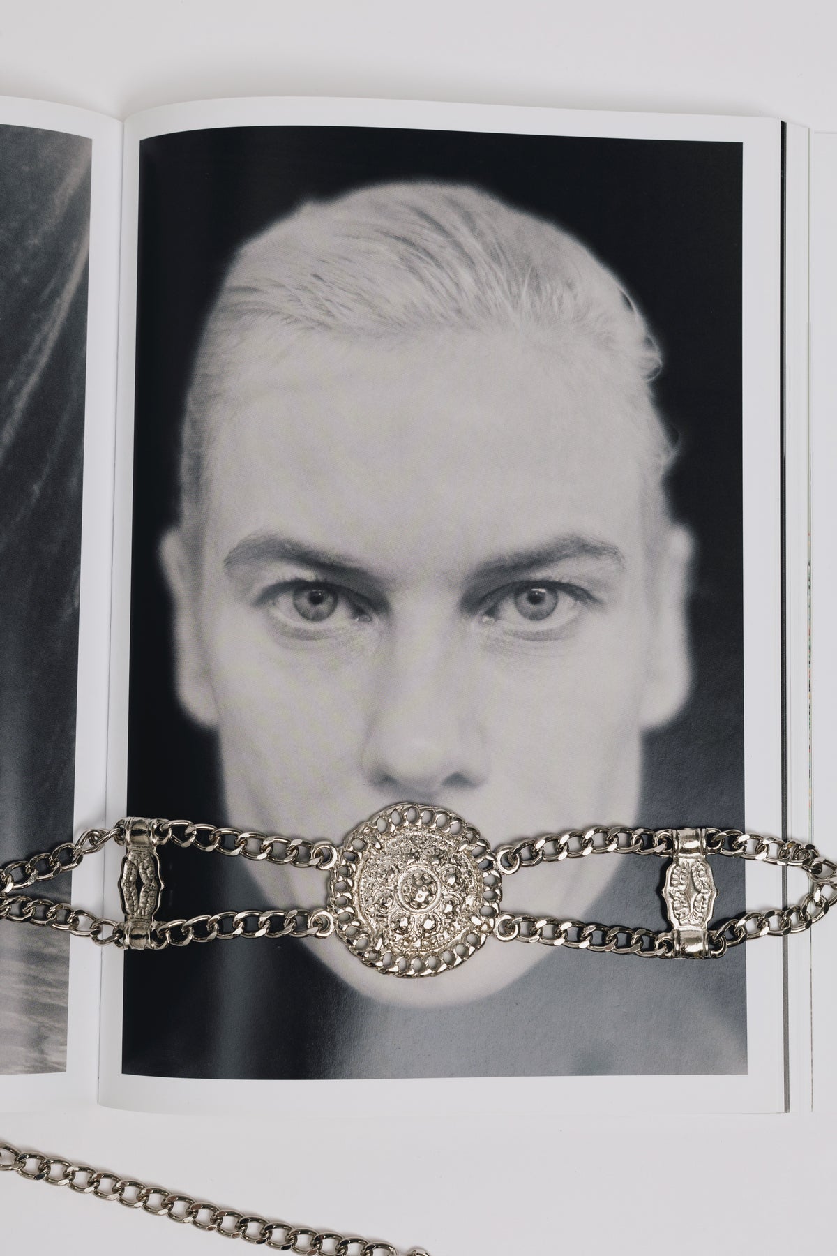 "ANTHEM" NICKEL CHAIN BELT