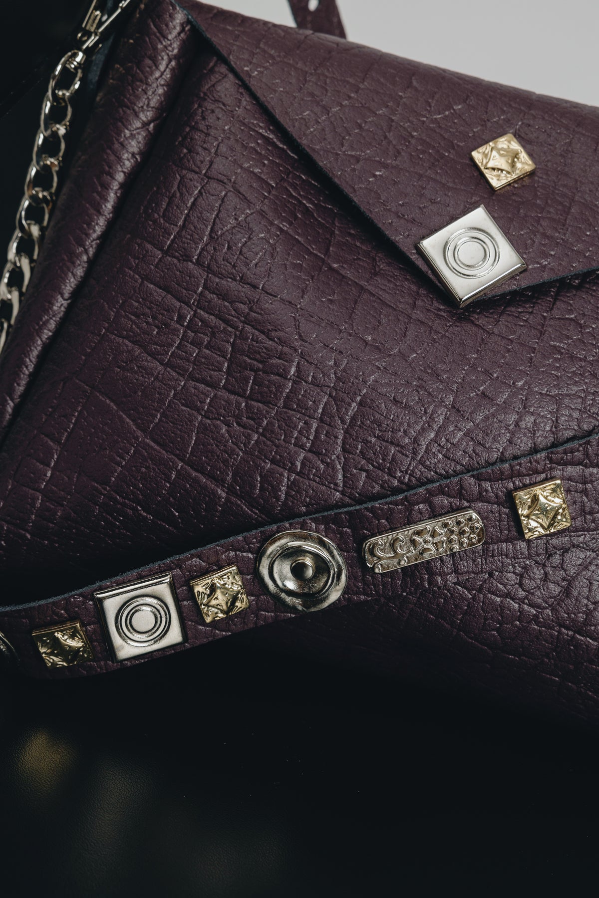"BEAUTIFUL THINGS" DARK PLUM GOLD SHOULDER BAG