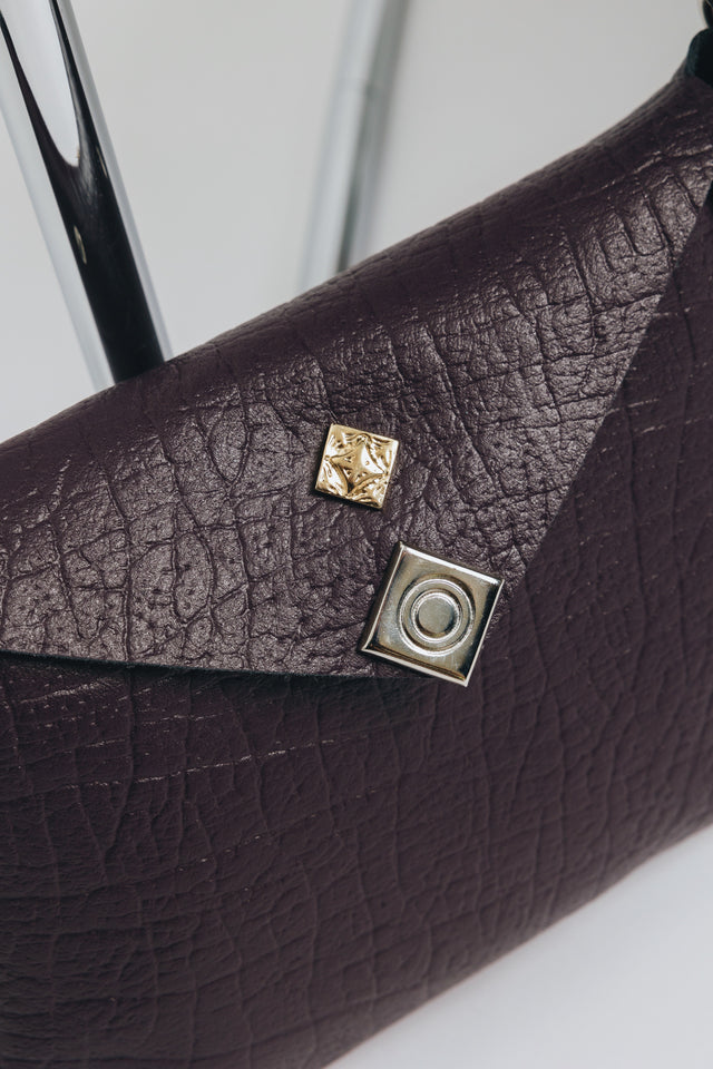 "BEAUTIFUL THINGS" DARK PLUM GOLD SHOULDER BAG