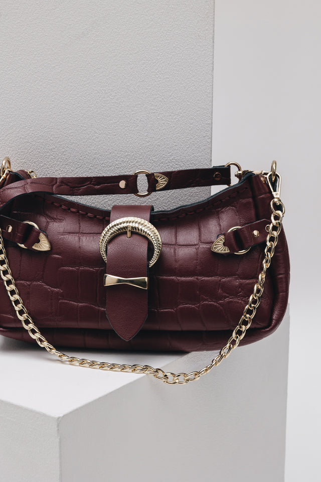 "KISS OF LIFE" CHERRY GOLD SHOULDER BAG