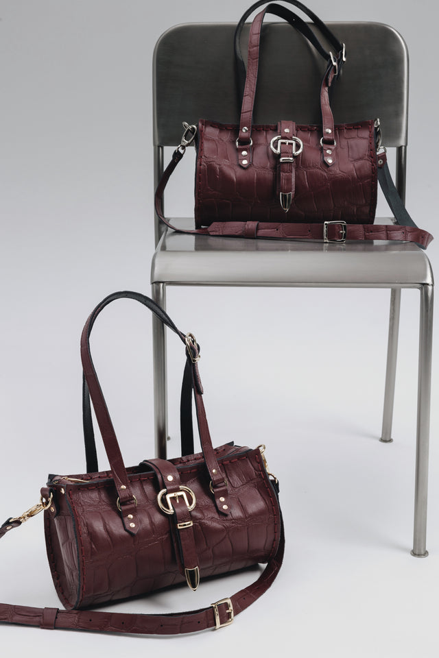 "ENDLESSLY" CHERRY GOLD BARREL BAG
