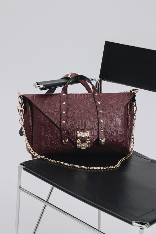 "SURRENDER" CHERRY GOLD SHOULDER BAG