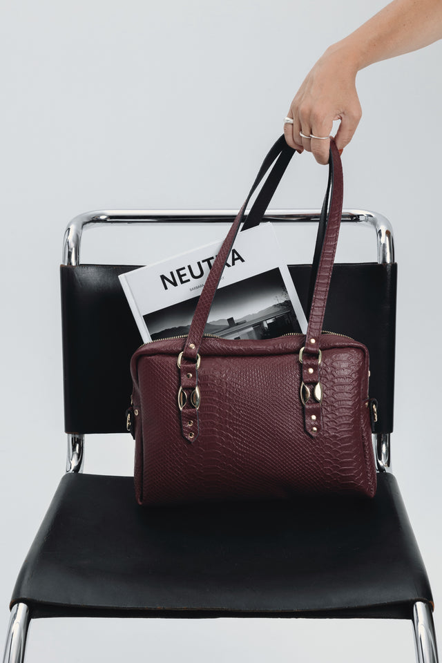 "SENSATION" CHERRY GOLD SHOULDER BAG