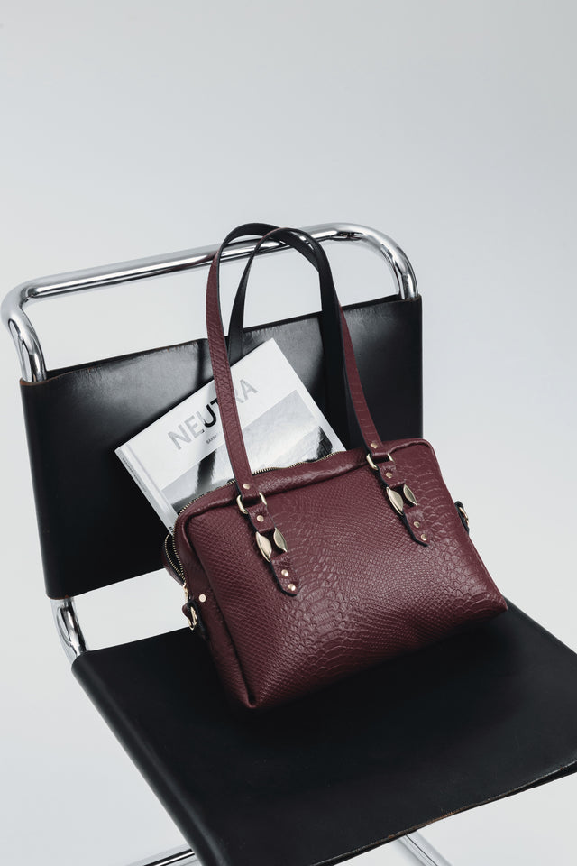 "SENSATION" CHERRY GOLD SHOULDER BAG
