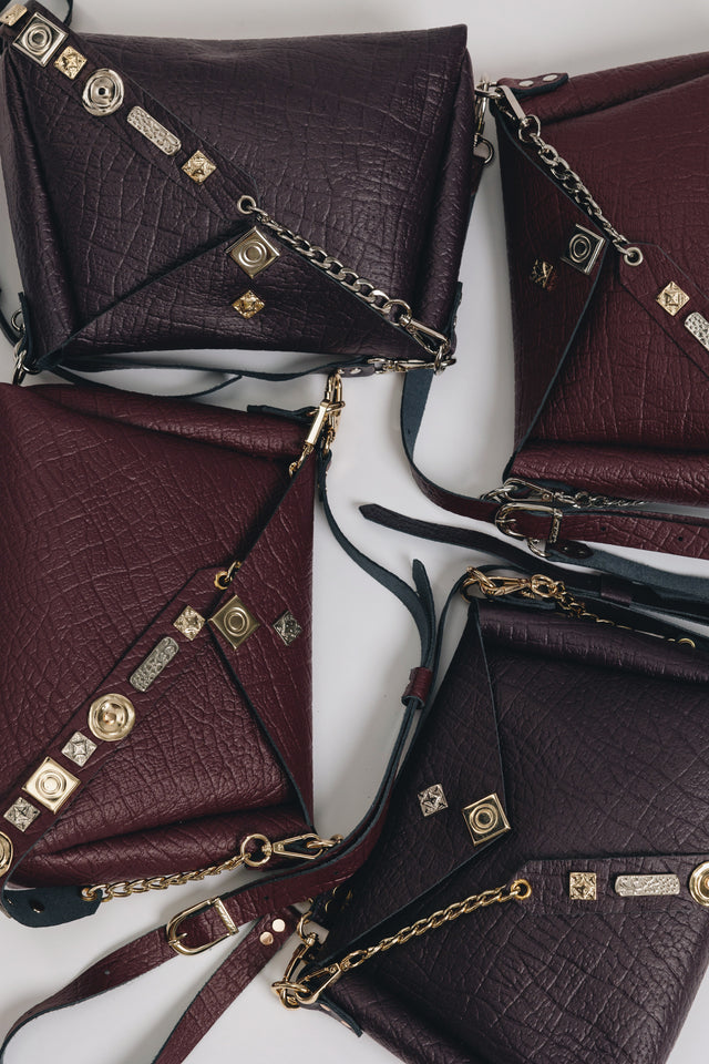 "BEAUTIFUL THINGS" DARK PLUM GOLD SHOULDER BAG