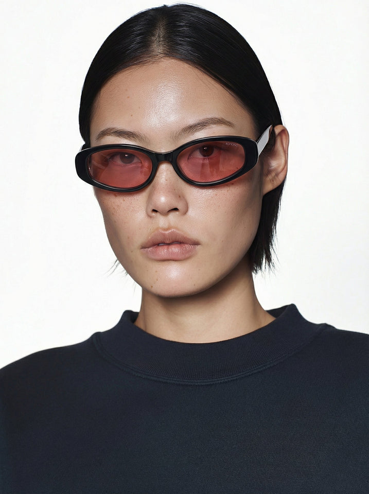 KOMONO EMERY BLACK CHERRY