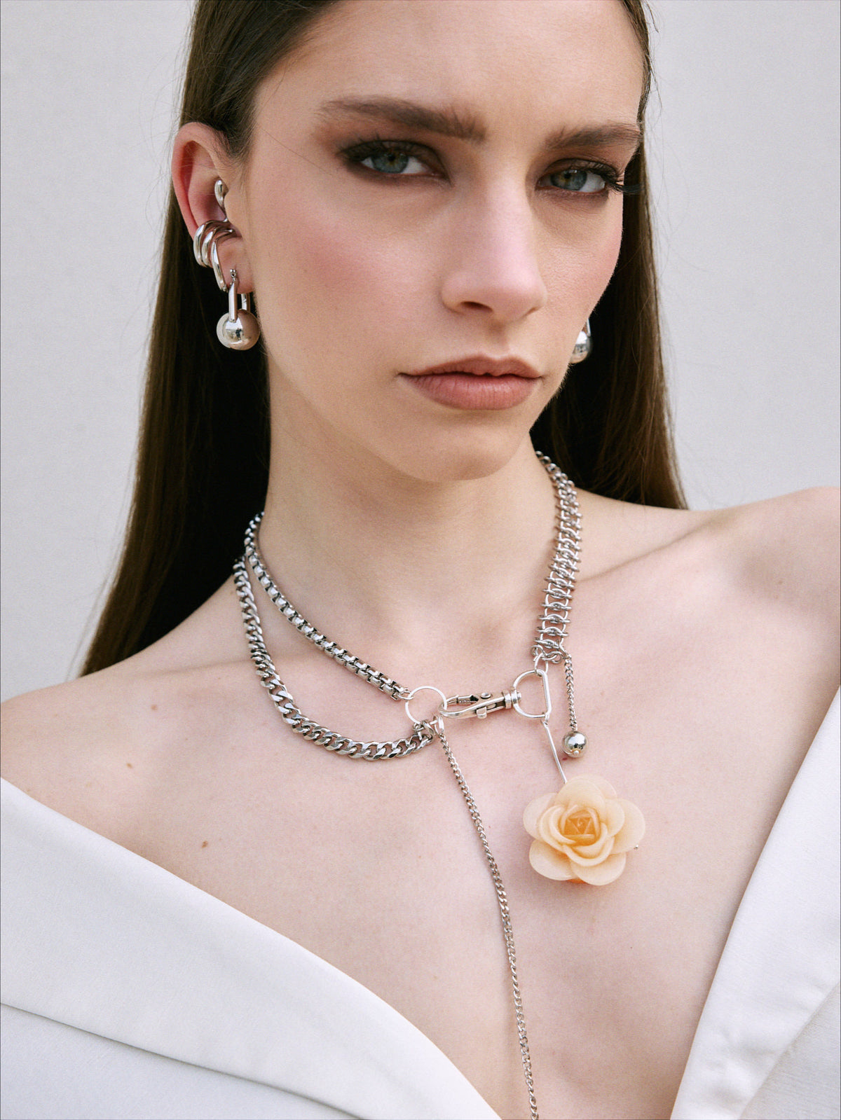 BLOOM NECKLACE