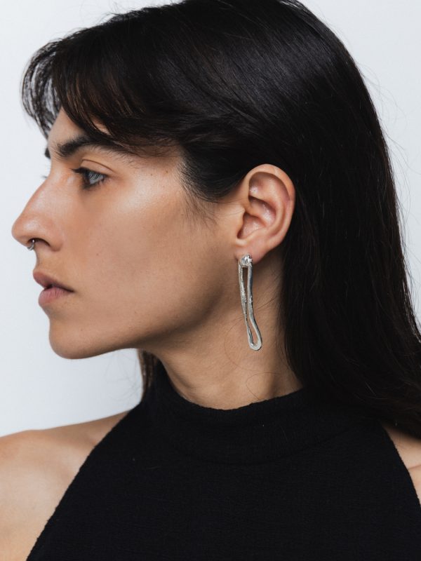 NA242 SLED EARRINGS