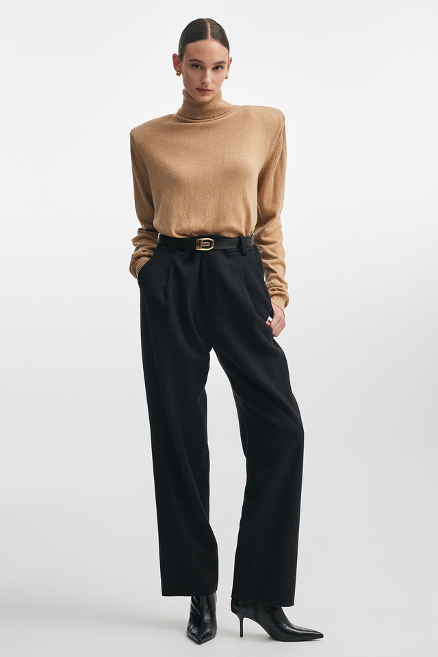 BASICK KNITTED BLOUSE CAMEL
