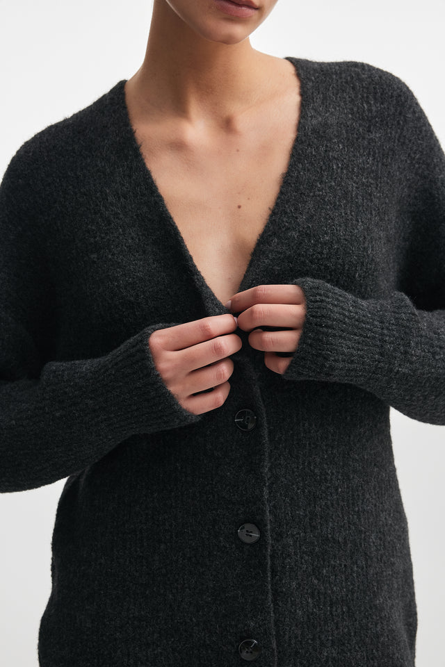 DONNA KNITTED CARDIGAN BLACK